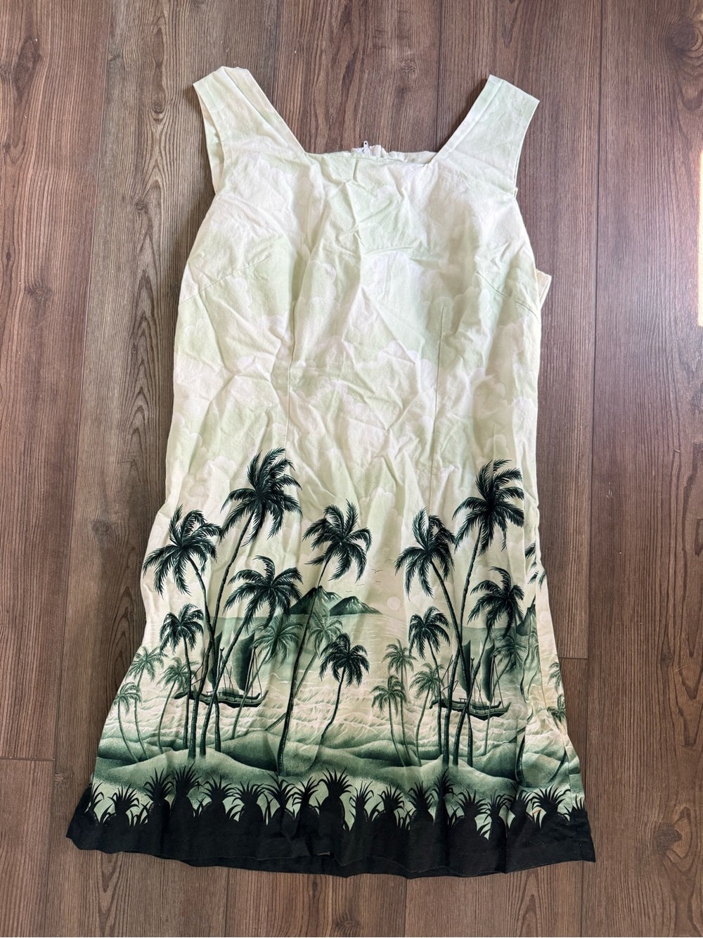 Women’s Vintage Tropical Palm Print Mini Dress in Cream and Green